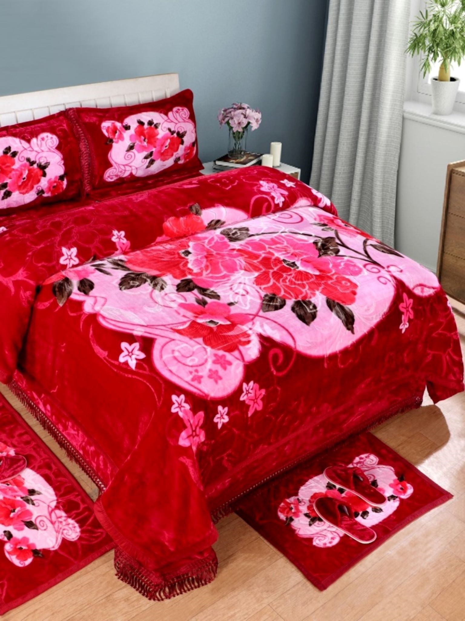 4 Season Bed Set (Bed spread + Blanket + 2 Pillow Cover )