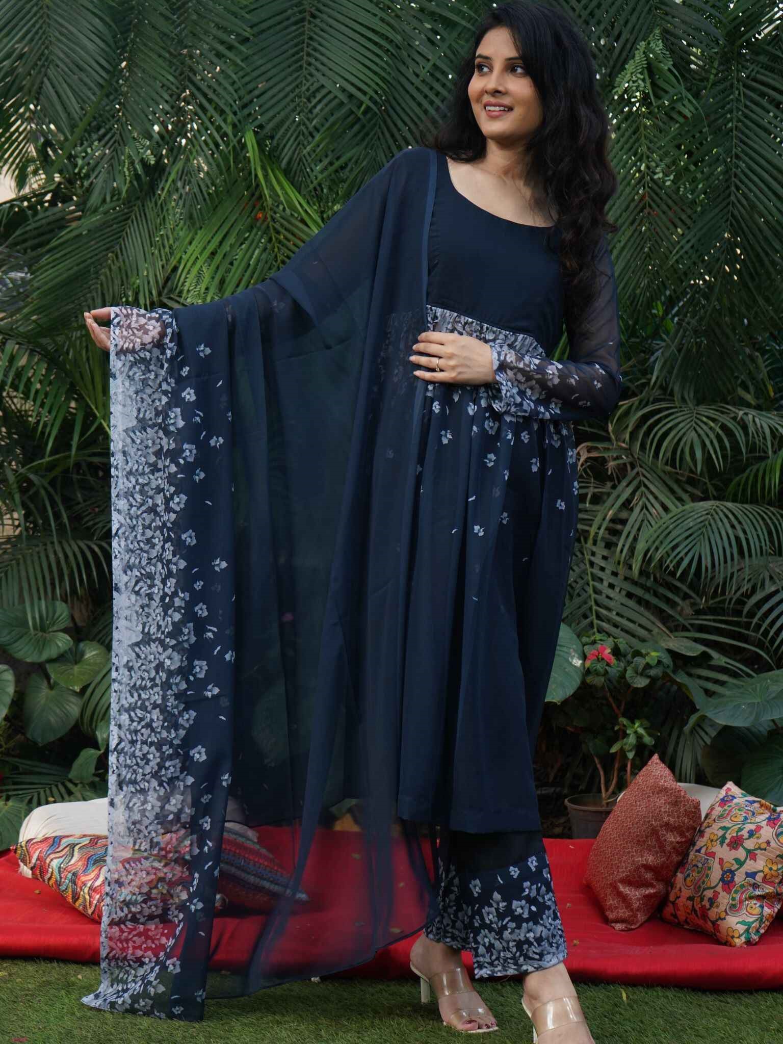 Blue Trendsetter printed georgette set